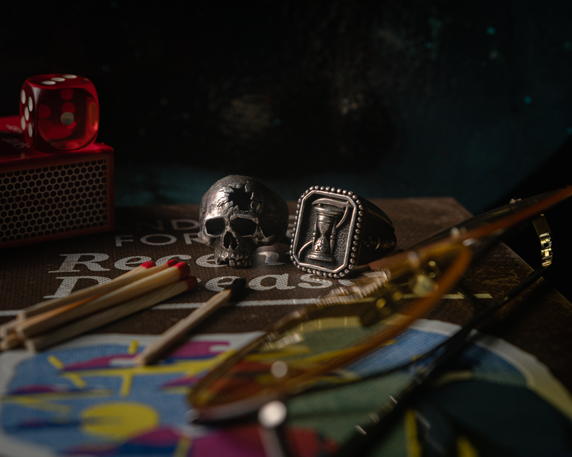 Imagen ilustrativa: Anillos Góticos: Tipos, Materiales y Guía para Comprar Online